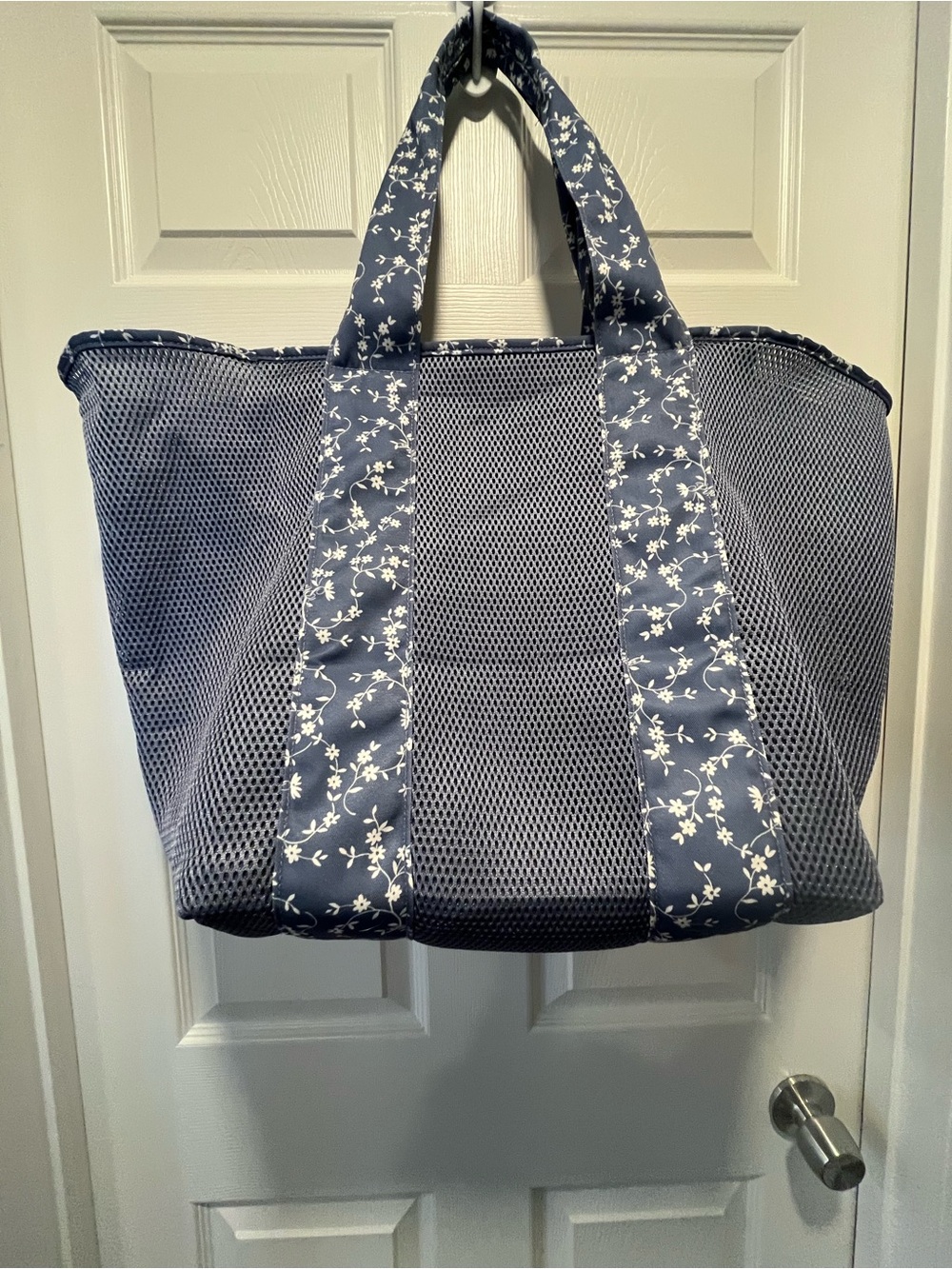 Pink by Victoria Secret 
Mesh Bag
Blue with White Flowers - Picture 2 of 9